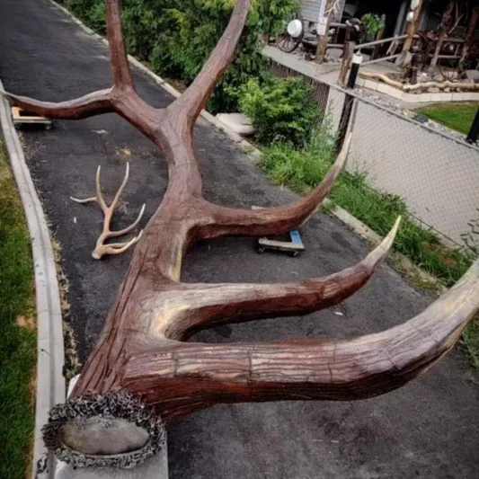 Metal antler tree sculpture